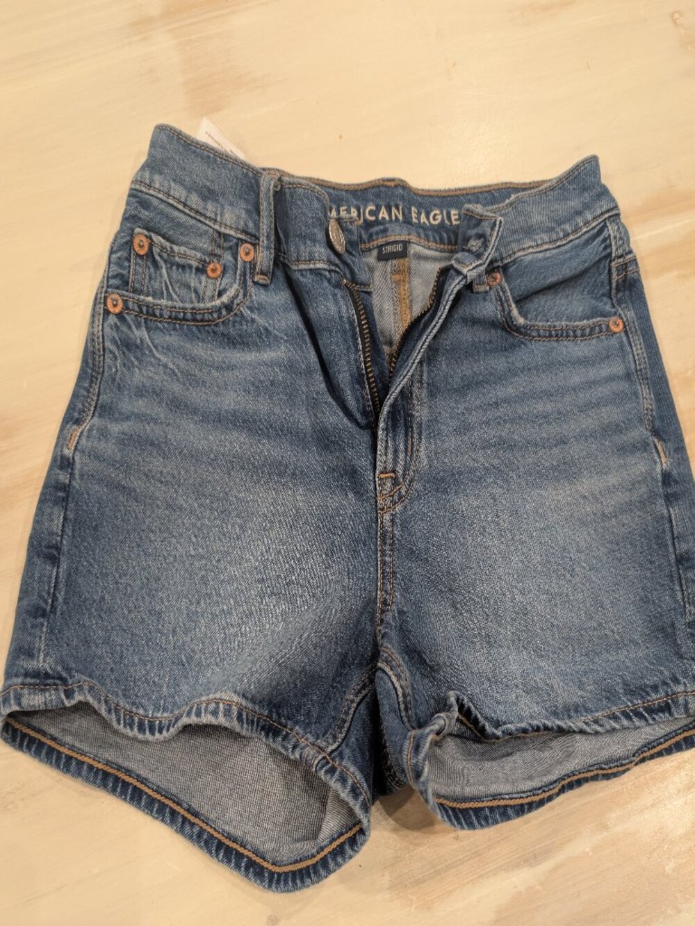 American Eagle Strigid Jean Shorts Women's Size 000 Denim Shorts